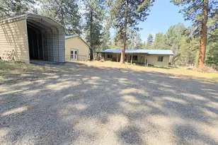 15965 Falcon Ln, La Pine, OR 97739 - Photo 9