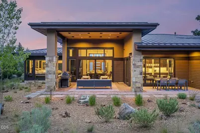 61317 Bonneville Loop, Bend, OR 97702 - Photo 3