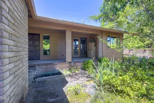 1325 NW Lawnridge Ave, Grants Pass, OR 97526 - Photo 27