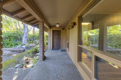 1325 NW Lawnridge Avenue, Grants Pass, OR 97526 - Photo 33