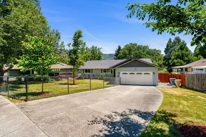 2503 NW Lassen Way, Grants Pass, OR 97526 - Photo 29