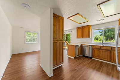 2503 NW Lassen Way, Grants Pass, OR 97526 - Photo 7