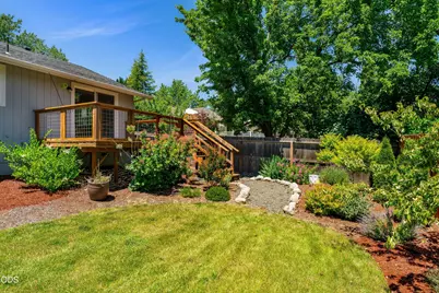 2503 NW Lassen Way, Grants Pass, OR 97526 - Photo 23