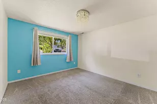 2503 NW Lassen Way, Grants Pass, OR 97526 - Photo 13