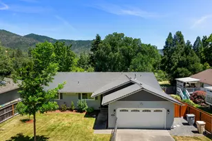2503 NW Lassen Way, Grants Pass, OR 97526 - Photo 1