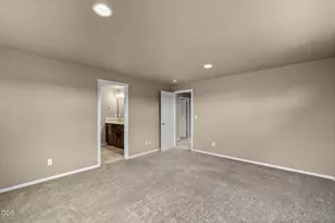 21154 Darnel Ave, Bend, OR 97702 - Photo 15