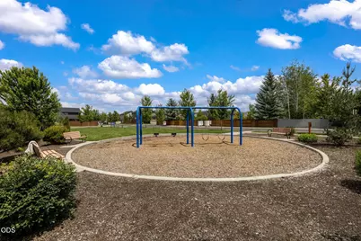 21154 Darnel Avenue, Bend, OR 97702 - Photo 39