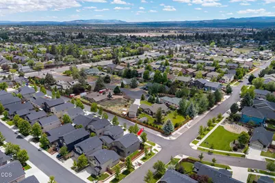 21154 Darnel Avenue, Bend, OR 97702 - Photo 41