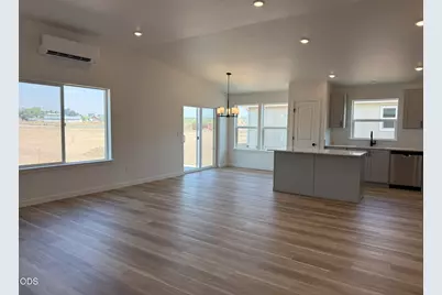 222 SE Peppermint Loop #19, Culver, OR 97734 - Photo 5
