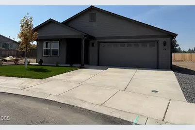 676 NE Rickenbacker Road #142, Madras, OR 97741 - Photo 3