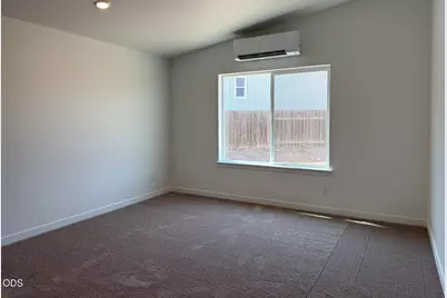 676 NE Rickenbacker Road #142, Madras, OR 97741 - Photo 11