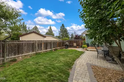 1926 NE Monterey Avenue, Bend, OR 97701 - Photo 31