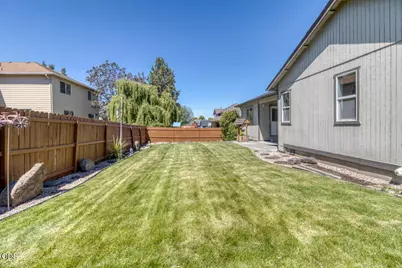 730 NE Quince Avenue, Redmond, OR 97756 - Photo 27