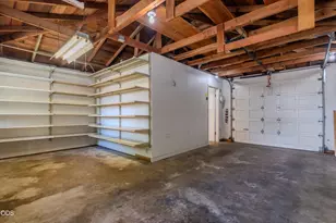1375 Crater Lake Ave, Medford, OR 97504 - Photo 39