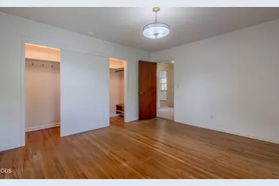 1375 Crater Lake Avenue, Medford, OR 97504 - Photo 17