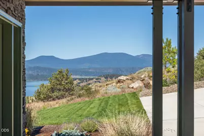 7306 Hanks Marsh Vista, Klamath Falls, OR 97601 - Photo 15