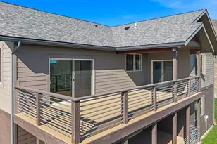 7306 Hanks Marsh Vis, Klamath Falls, OR 97601 - Photo 33
