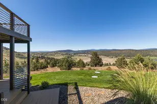 7306 Hanks Marsh Vis, Klamath Falls, OR 97601 - Photo 73