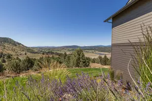 7306 Hanks Marsh Vis, Klamath Falls, OR 97601 - Photo 77