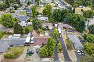 1222 Monroe Way, Grants Pass, OR 97527 - Photo 45