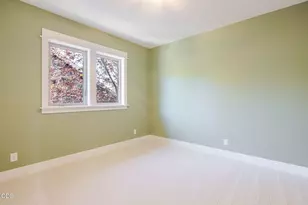 3454 NW Bryce Canyon Ln, Bend, OR 97703 - Photo 29