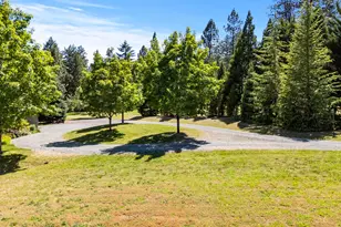 693 Horizon Hills Rd, Williams, OR 97544 - Photo 57