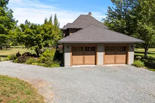 693 Horizon Hills Rd, Williams, OR 97544 - Photo 37