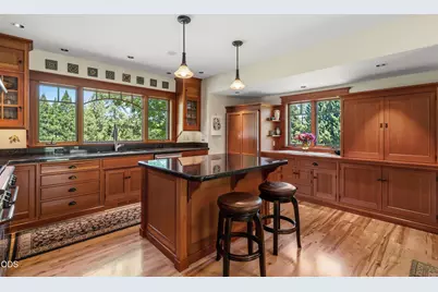 693 Horizon Hills Road, Williams, OR 97544 - Photo 15