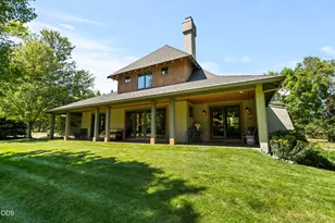 693 Horizon Hills Rd, Williams, OR 97544 - Photo 3