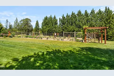 693 Horizon Hills Road, Williams, OR 97544 - Photo 43