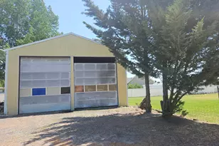 2535 Madison St, Klamath Falls, OR 97603 - Photo 3