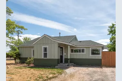 108 NW Dogwood Avenue, Redmond, OR 97756 - Photo 1