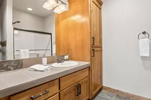 360 Vista Rim Dr, Redmond, OR 97756 - Photo 73