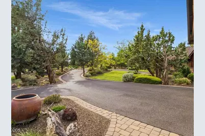360 Vista Rim Drive, Redmond, OR 97756 - Photo 5