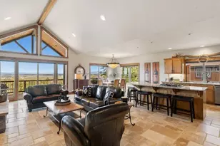 360 Vista Rim Dr, Redmond, OR 97756 - Photo 51