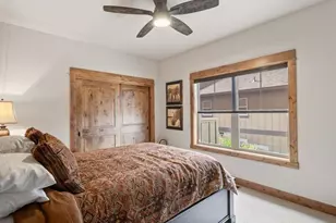 360 Vista Rim Dr, Redmond, OR 97756 - Photo 29