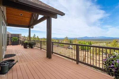 360 Vista Rim Drive, Redmond, OR 97756 - Photo 9