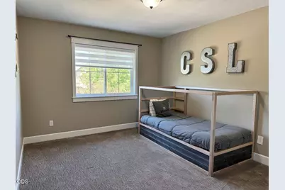 61152 SE Sydney Harbor Drive, Bend, OR 97702 - Photo 25