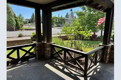 61152 SE Sydney Harbor Drive, Bend, OR 97702 - Photo 29