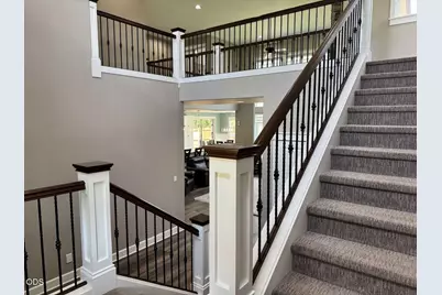 61152 SE Sydney Harbor Drive, Bend, OR 97702 - Photo 15