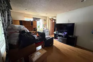 1740 NE Beverly Dr, Grants Pass, OR 97526 - Photo 11