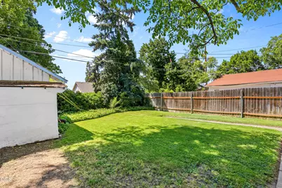 109 Geneva Street, Medford, OR 97504 - Photo 25