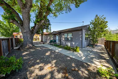 143 S Main Street, Phoenix, OR 97535 - Photo 35
