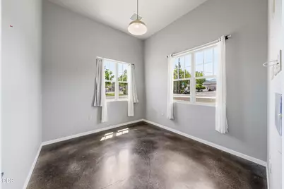 143 S Main Street, Phoenix, OR 97535 - Photo 27