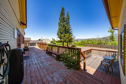 143 S Main Street, Phoenix, OR 97535 - Photo 79