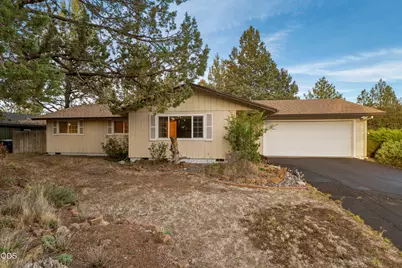 61568 Newberry Drive, Bend, OR 97702 - Photo 5