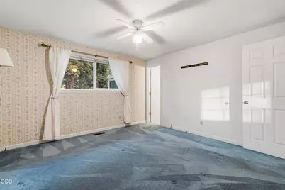 61568 Newberry Drive, Bend, OR 97702 - Photo 17