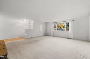 61568 Newberry Dr, Bend, OR 97702 - Photo 11