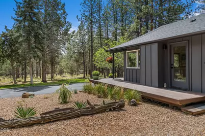 18943 Martingale Circle, Bend, OR 97703 - Photo 31