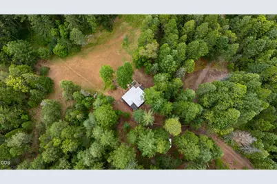 35055 Redwood Highway, O'Brien, OR 97534 - Photo 23